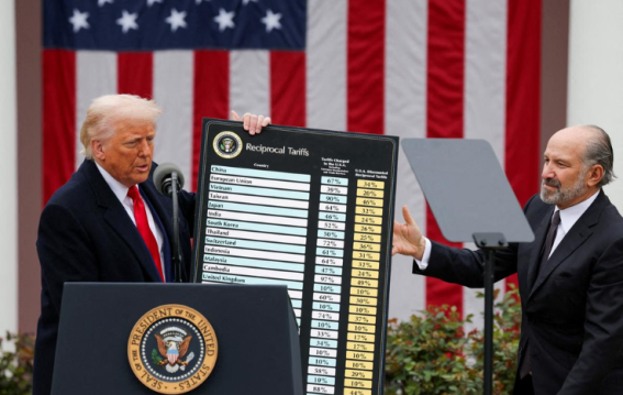 Temporary Tariff Exemptions for Electronics May Be Replaced by Semiconductor Tariffs, Says Lutnick